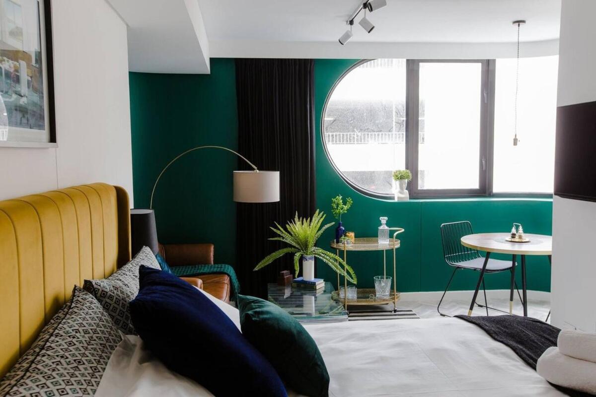 Apartment Opulent Gem Centre Getaway Cape Town
